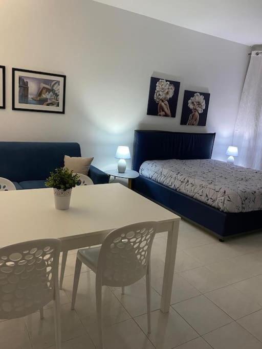 Appartamenti Stella d'Argento - Three-Bedroom Apartment - 13