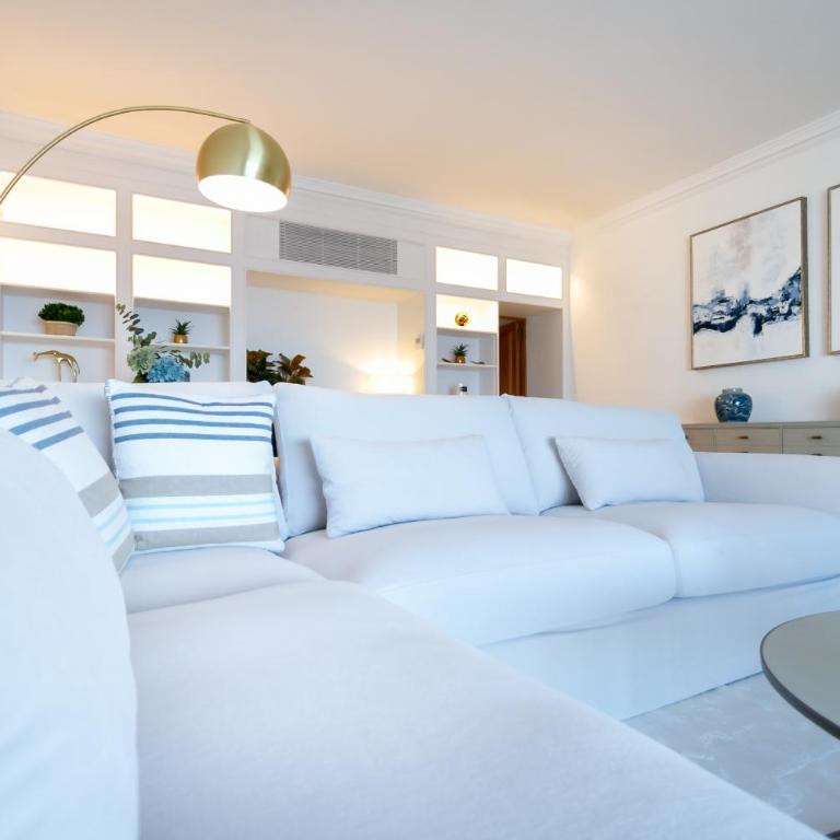 MARBELLA BANUS SUITES - Puerto Banus Marina Harbour Seafront Apartment - Apartamento con vistas al mar - 12