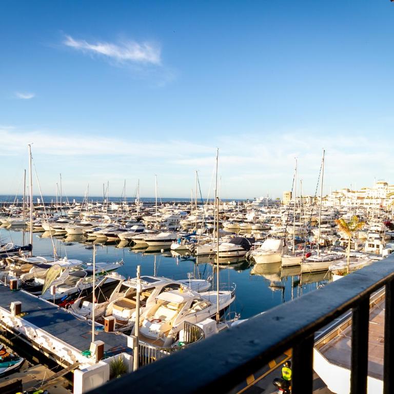 MARBELLA BANUS SUITES - Puerto Banus Marina Harbour Seafront Apartment - Apartamento con vistas al mar - 43