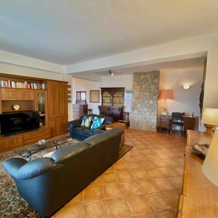 BellaVista Apartments - Two-Bedroom Apartment - 15