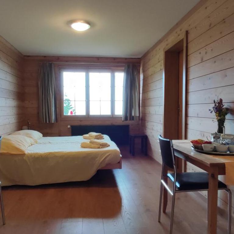 Hotel Sonnenberg - Familienzimmer mit Dusche - 4