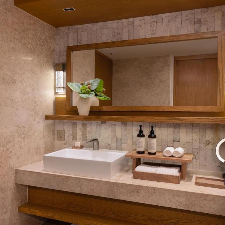 Impression Isla Mujeres by Secrets - Adults Only - All Inclusive - Junior King Suite - 2