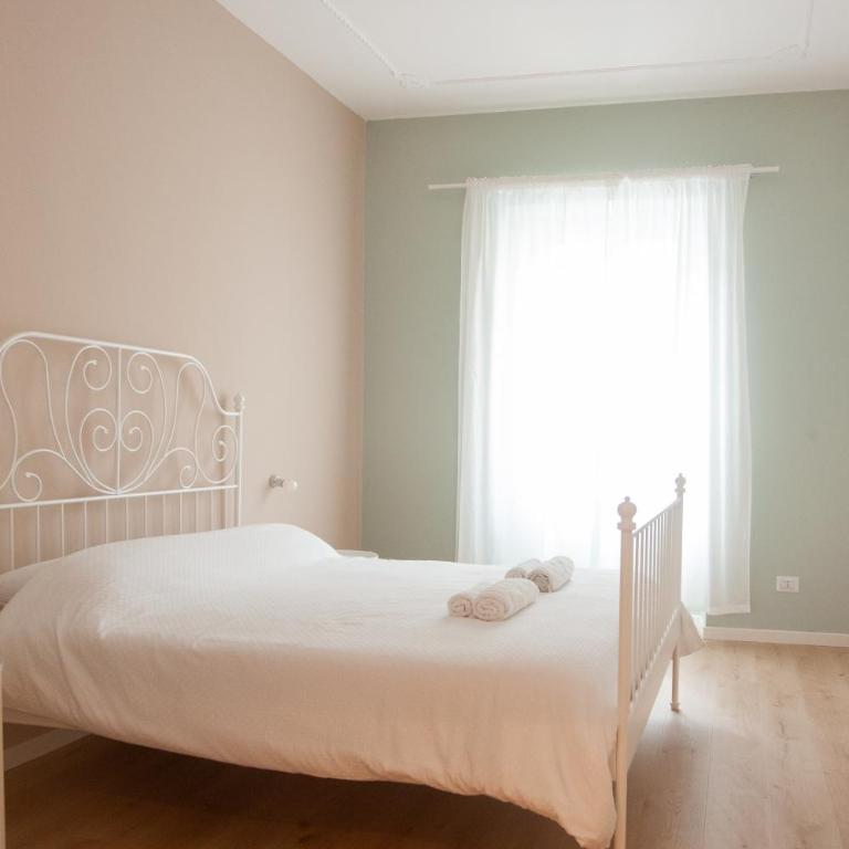 Three Rooms Alghero - Camera Matrimoniale con Bagno Privato Esterno - 2