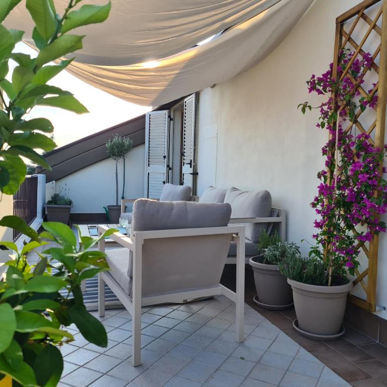 Rosso di Sera - One-Bedroom Apartment - 1