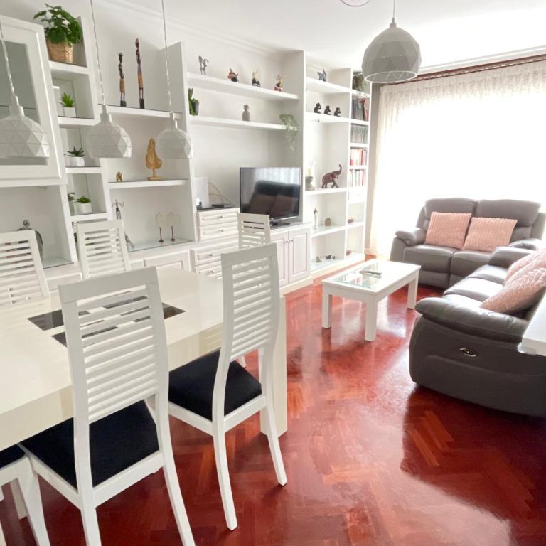 Piso Plaza Ravella - Apartamento de 3 dormitorios - 2