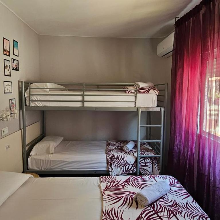 Hostal La Cabaña - Habitación Triple - 14