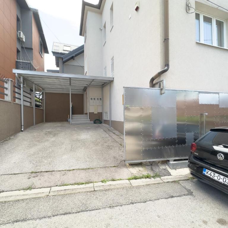 Luxurious and Cosy Brick Apartment - Free private parking - One-Bedroom Apartment - 34