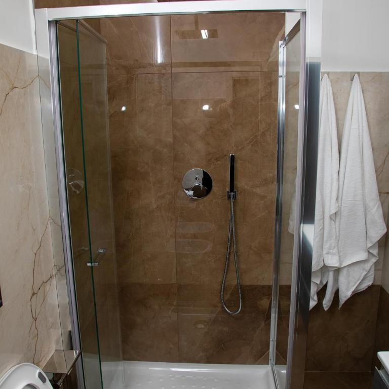 Villa Giuseppina - Camera Tripla con Bagno Privato - 11