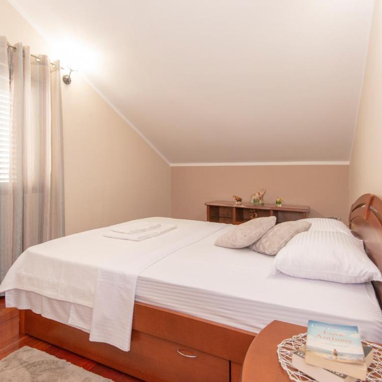 Apartment Ena with amazing sea view - Apartman sa 2 Spavaće Sobe - 15