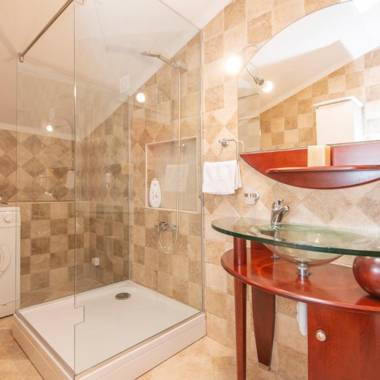 Apartment Ena with amazing sea view - Apartman sa 2 Spavaće Sobe - 19