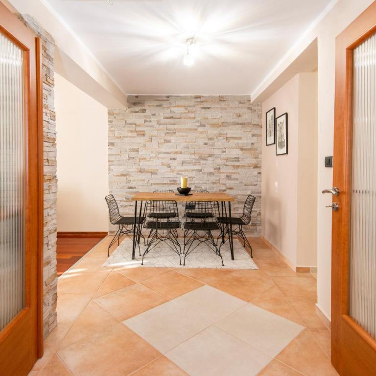 Apartment Ena with amazing sea view - Apartman sa 2 Spavaće Sobe - 9