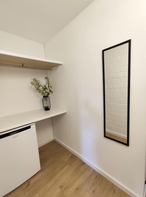 Sauna, Pools mit XXL-Terasse oder Kinderkino - Apartment mit 1 Schlafzimmer - 25