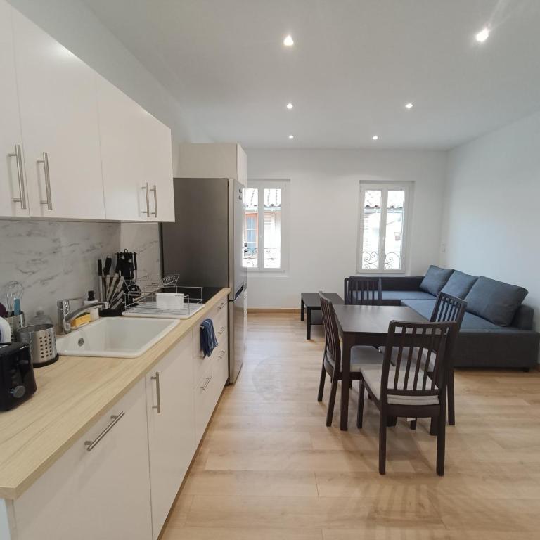 T3 rénové en 2023, Intra muros Avignon - Apartment mit 2 Schlafzimmern - 1