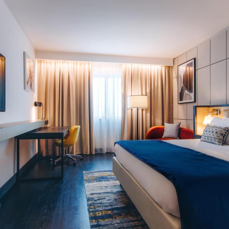 Crowne Plaza Belgrade by IHG - Standardna Soba sa Bračnim Krevetom (King-size) i Korišćenjem Salona - 3