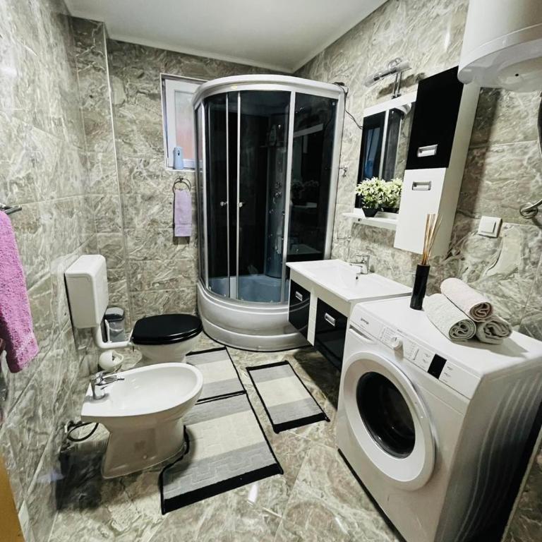 Summer house LejHana - Four-Bedroom House - 18