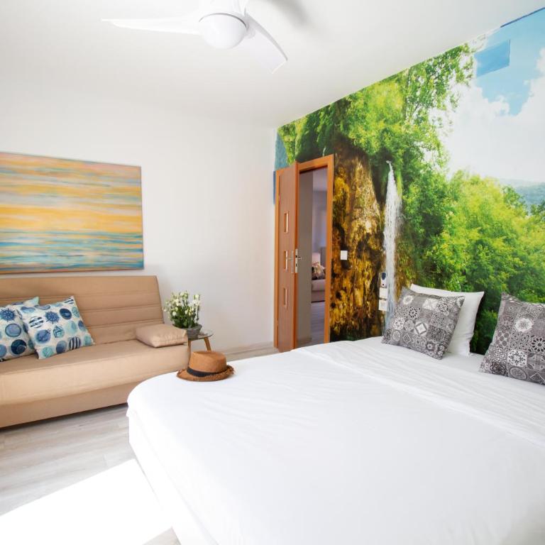 Art Apartments Alicante - Two-Bedroom Apartment - 10