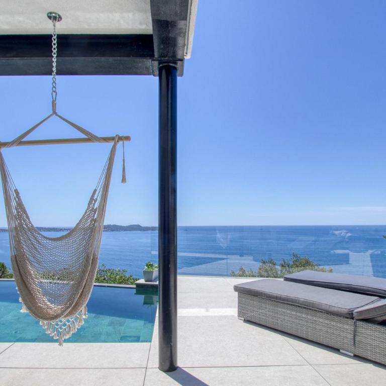 VILLA L'OISEAU BLEU 220m2 VUE MER 180, GIENS & Porquerolles - Studio - Villa - 18