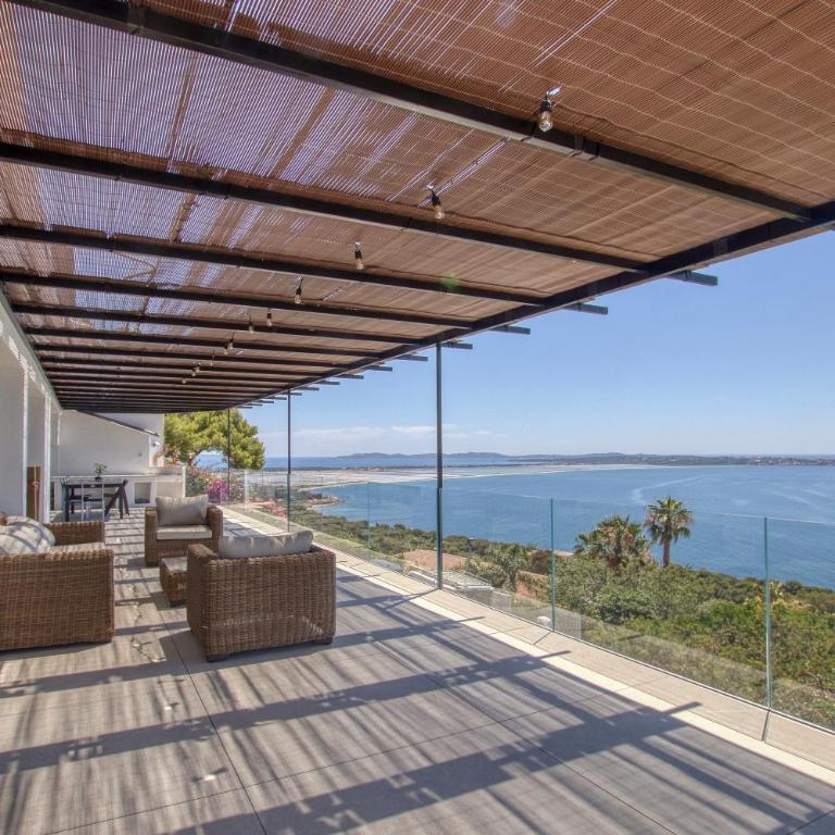 VILLA L'OISEAU BLEU 220m2 VUE MER 180, GIENS & Porquerolles - Studio - Villa - 6