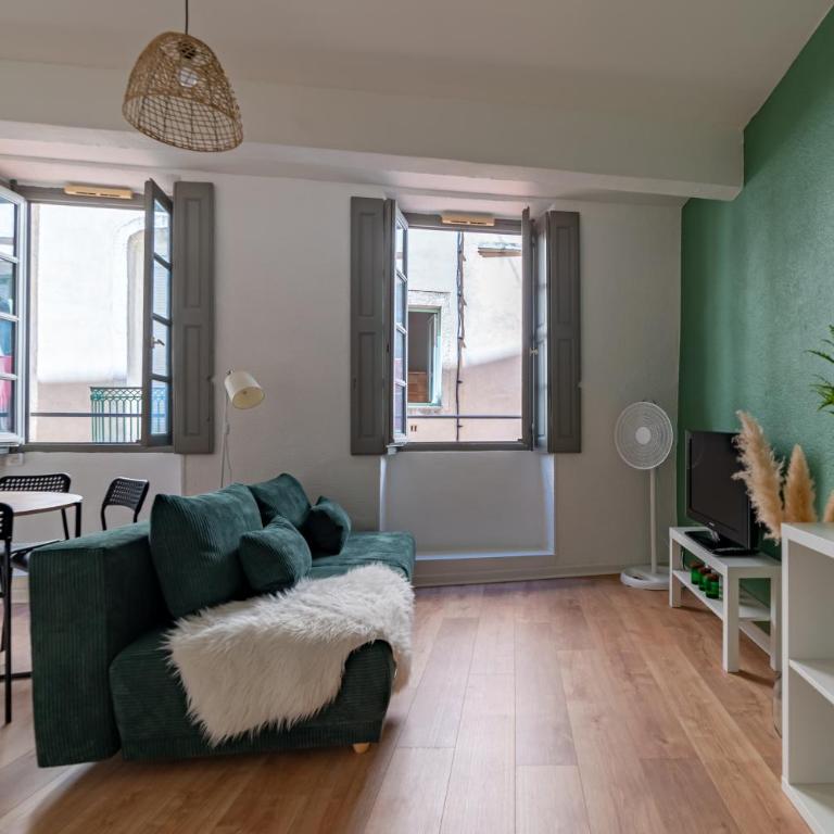 Centre ville - Proche des Arènes et de la Maison Carrée - Apartamento de 1 dormitorio - 6