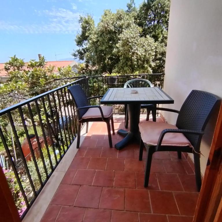 Casa Crara - Appartamento con 2 Camere da Letto - 7