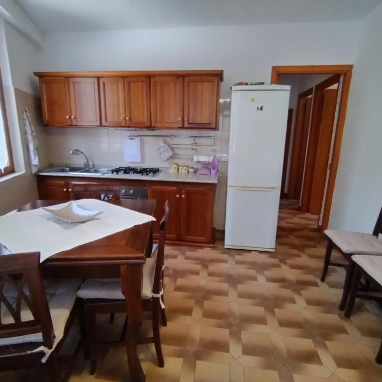 Casa Crara - Appartamento con 2 Camere da Letto - 10