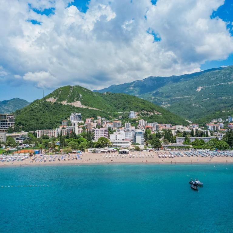 Rajska dolina Budva - Deluks Vila - 32