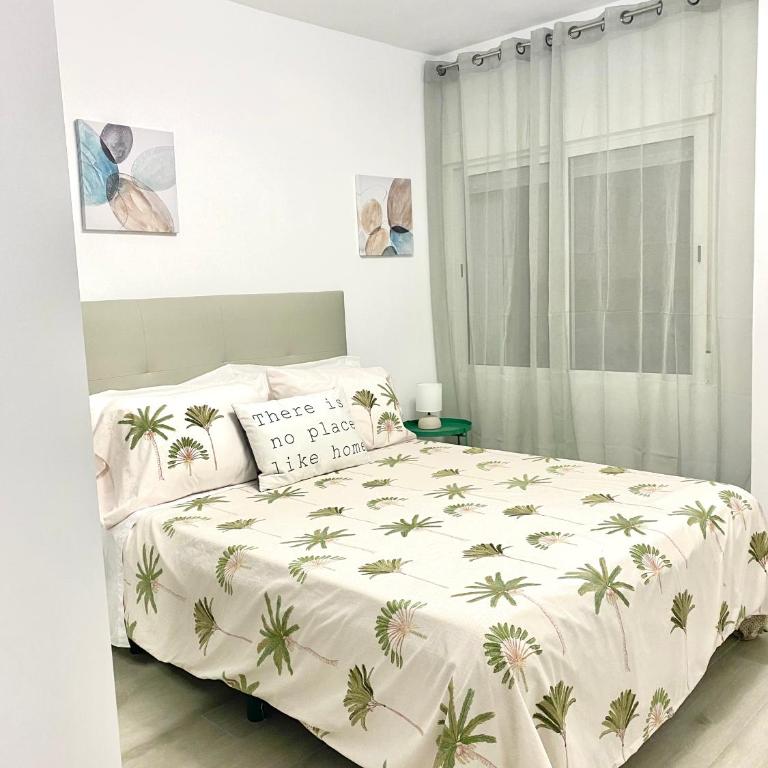 Blue house 1ª linea playa - Three-Bedroom Apartment - 40