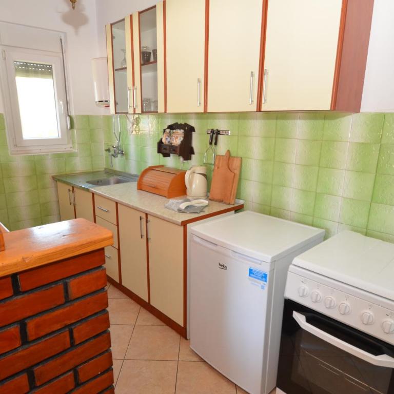 Stradioti Apartments - Trokrevetna Soba sa Kupatilom i Zajedničkom Kuhinjom - 12