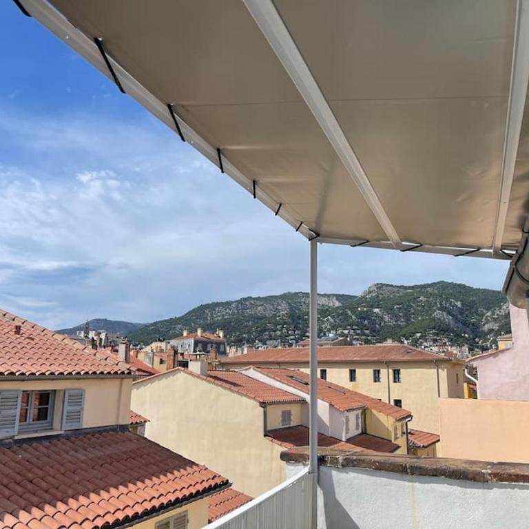 Studio Hyper centre avec balcon WIFI et climatisation - Studio - 4