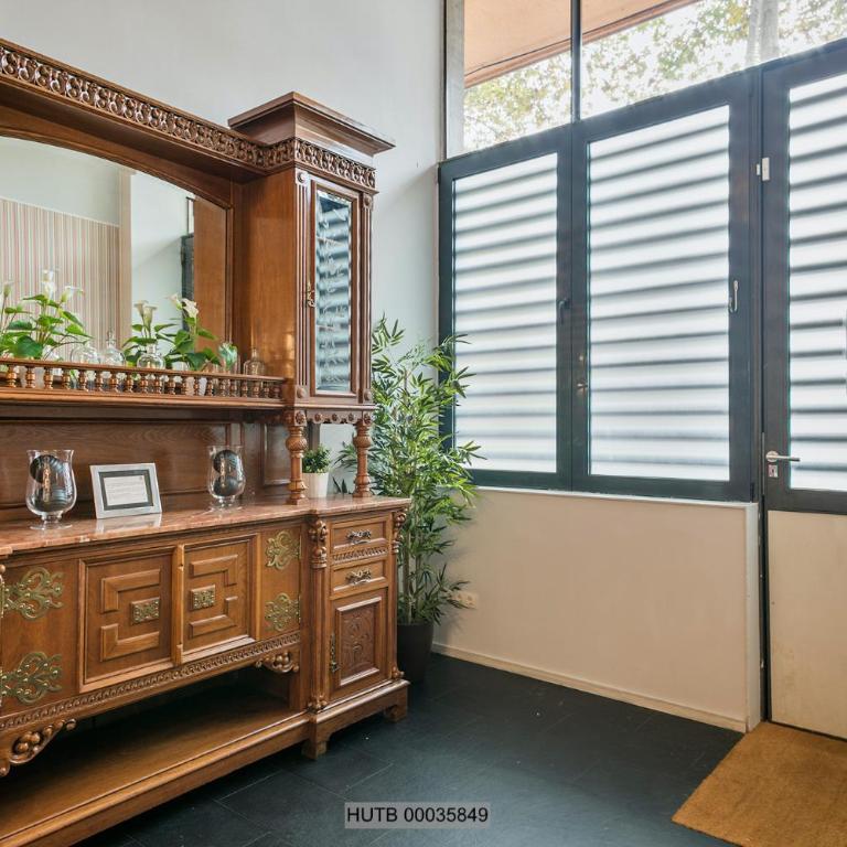 Alcam Les Corts - Three-Bedroom Apartment - 7