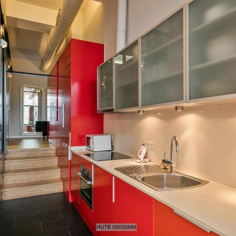 Alcam Les Corts - Three-Bedroom Apartment - 6