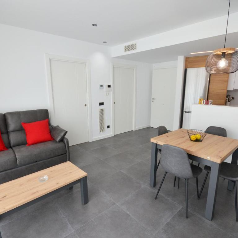 Suites Port Cambrils - Two-Bedroom Apartment - 3