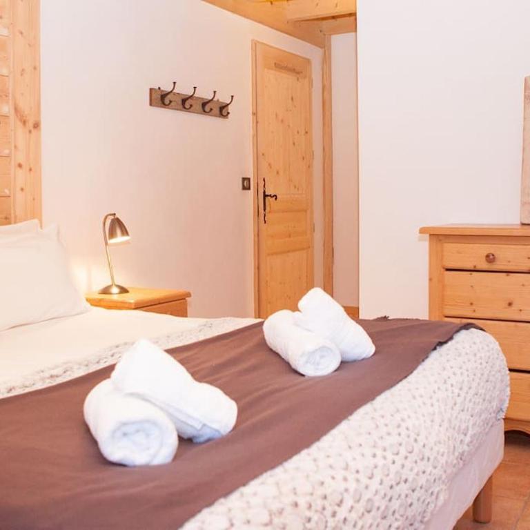 Chalet Fegguese - 4 bedroom chalet with hot-tub - Chalet - 12