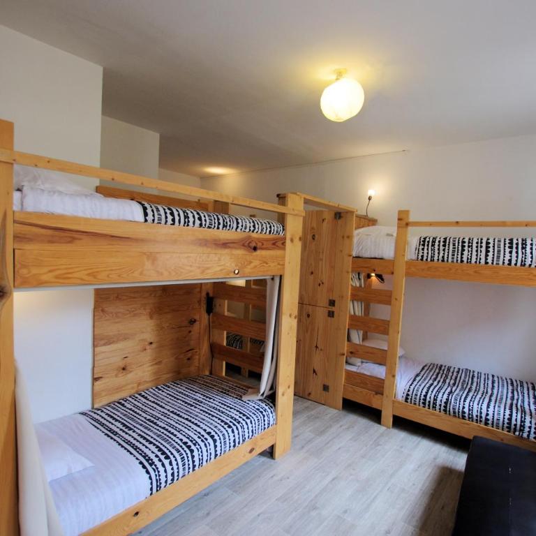 Hostel les Cordées Liées - Lit dans Dortoir Mixte de 6 Lits - 1