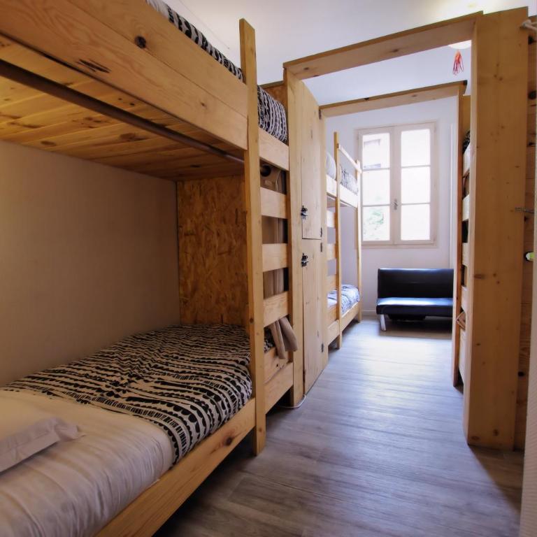 Hostel les Cordées Liées - Lit dans Dortoir Mixte de 6 Lits - 5