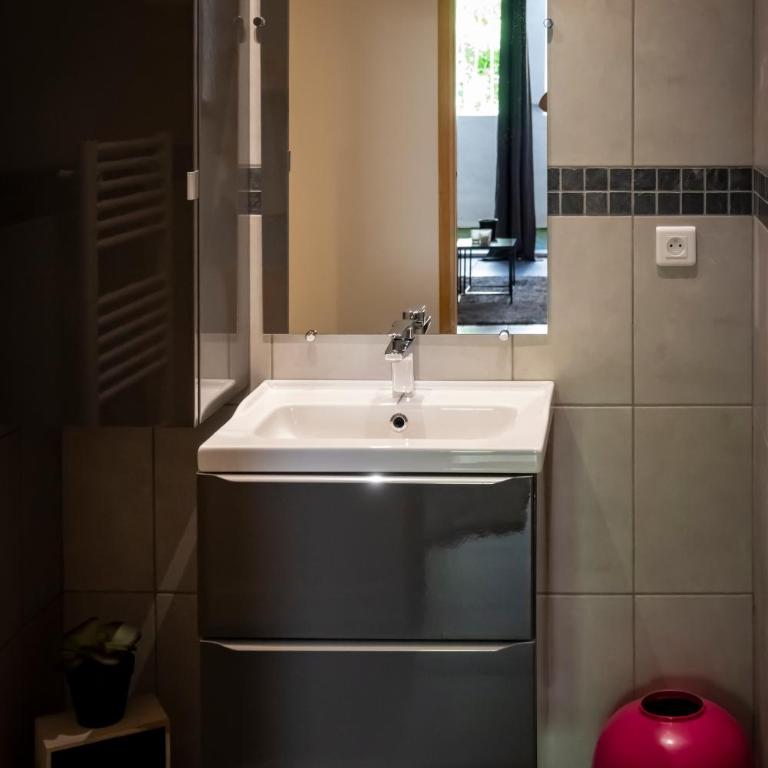 Superbe appartement avec Patio - Apartment mit 1 Schlafzimmer - 19