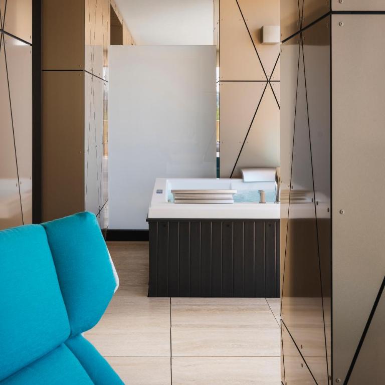 The Promenade Luxury Wellness Hotel - Suite Gold con Terrazza e Vasca da Bagno con Idromassaggio - 5