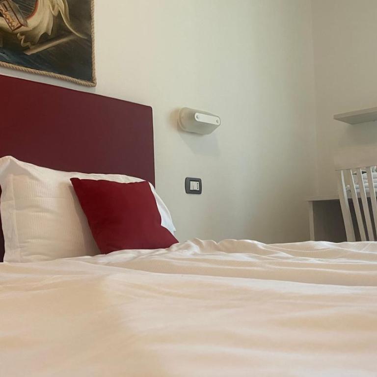 Casteluce Hotel Funivie - Budget Double Room - 3