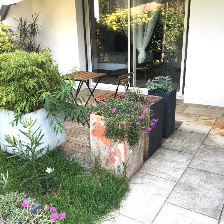 COSY ROOM PRIVATE BATH AND GARDEN - Triple Room with Private Bathroom - 19