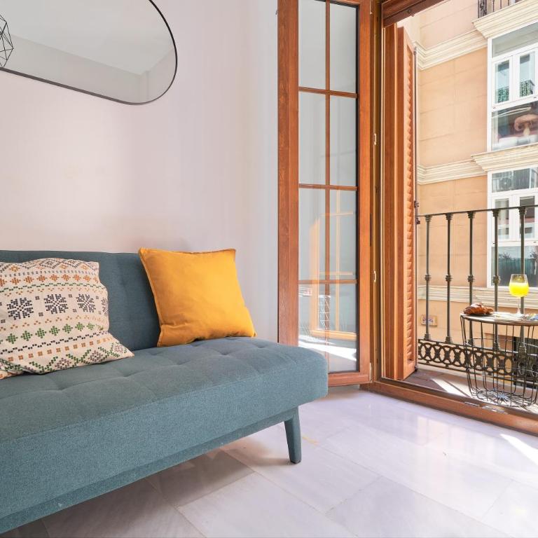 APARTAMENTO EN EL CENTRO, TRANQUILO Y LUMINOSO - One-Bedroom Apartment - 4