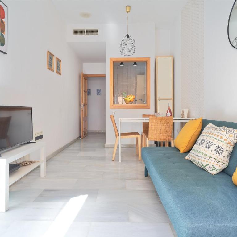 APARTAMENTO EN EL CENTRO, TRANQUILO Y LUMINOSO - One-Bedroom Apartment - 5