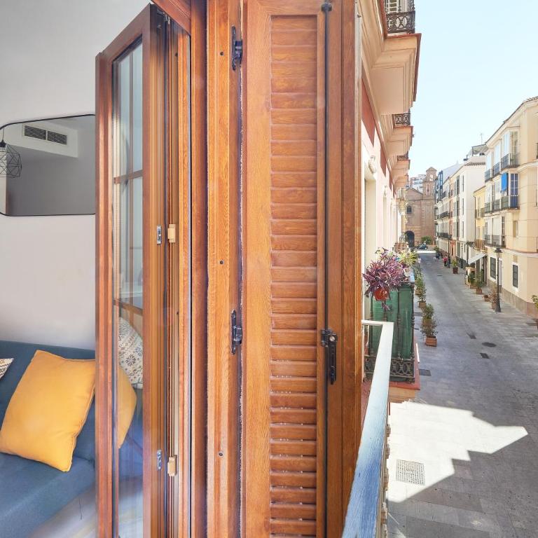 APARTAMENTO EN EL CENTRO, TRANQUILO Y LUMINOSO - One-Bedroom Apartment - 9