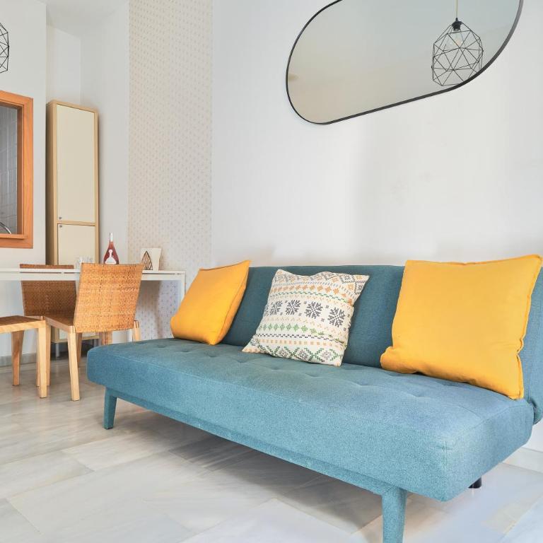 APARTAMENTO EN EL CENTRO, TRANQUILO Y LUMINOSO - One-Bedroom Apartment - 6