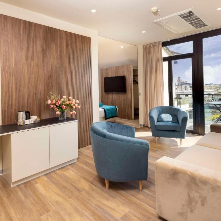 Best Western Plus City Hotel - Junior Suite King con Vista Città - 3