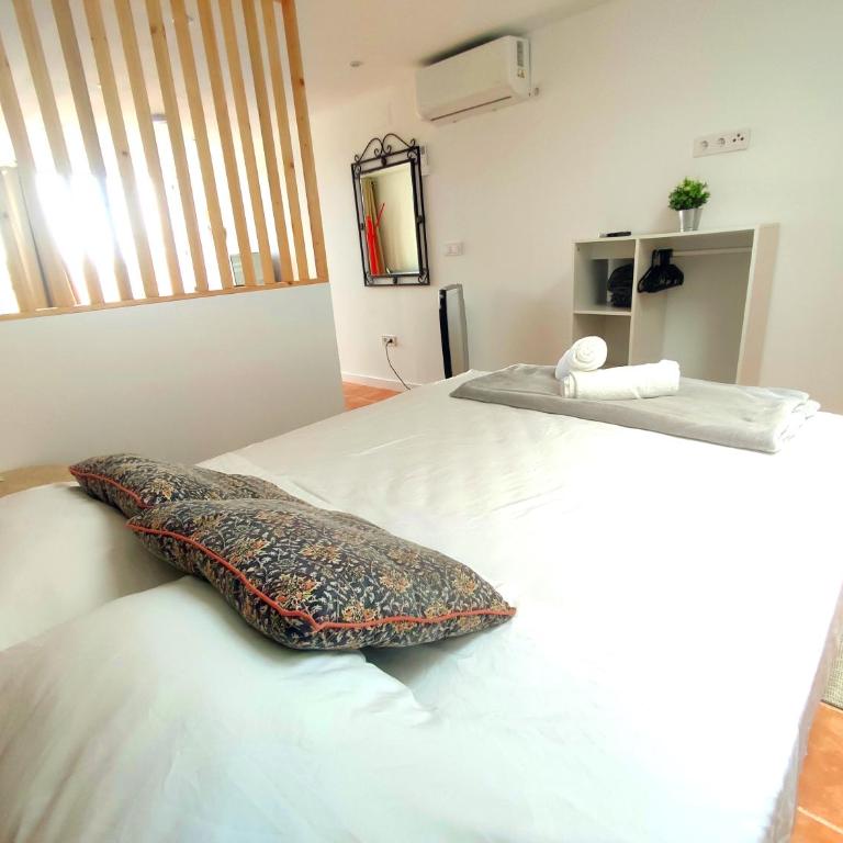 VILLA FALCONERA APARTAMENTS, GANDIA a las faldas de la montaña RELAX & PETS - Apartamento con vistas a las montañas - 21