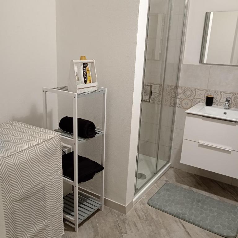 Sea sicily home - One-Bedroom House - 35