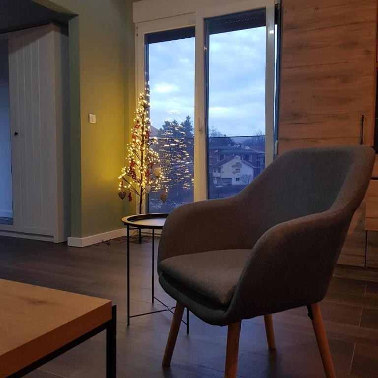 Latica - Apartman sa 1 Spavaćom Sobom - 3