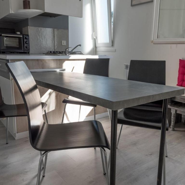 Studio Privé & Calme à S-Nazaire pr Parc Paysager - Appartement 1 Chambre - 8