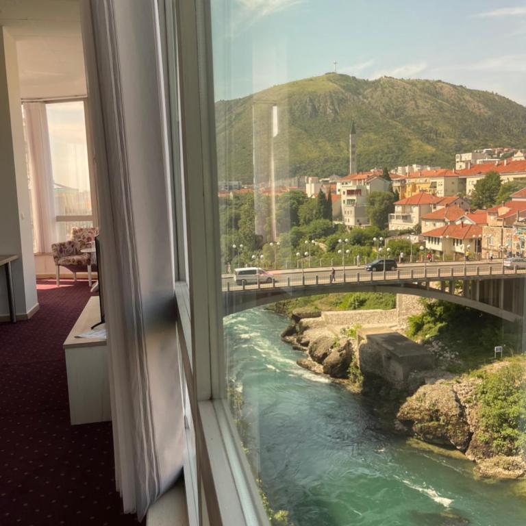 Lux Apartments - One-Bedroom Apartment - 20