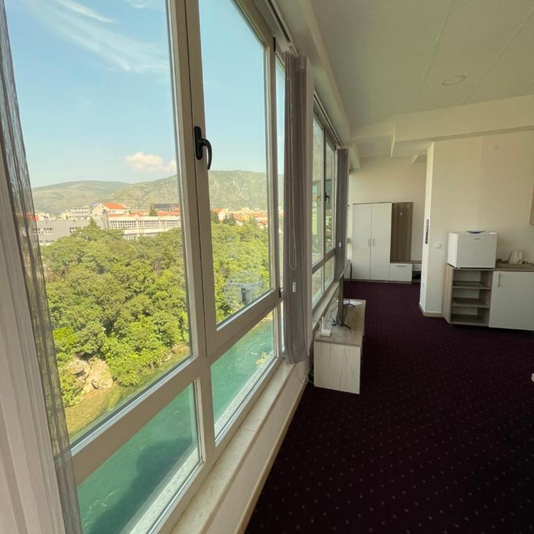 Lux Apartments - One-Bedroom Apartment - 19